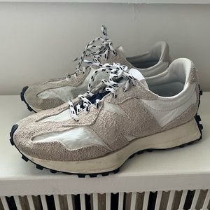 New Balance 327 Sneaker